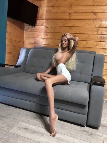 Bobbie Moore