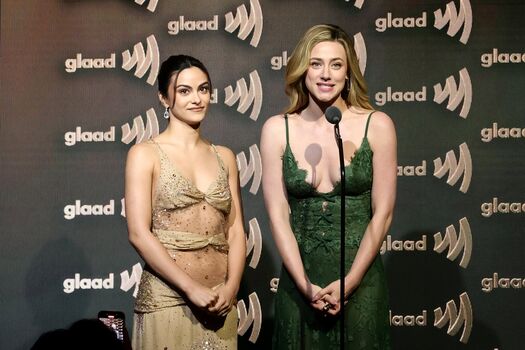 Camila Mendes