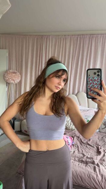 Ester Dobrik