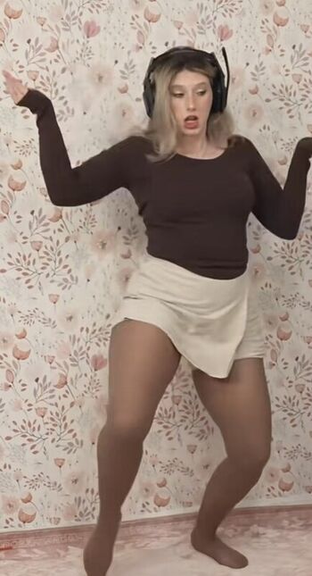 Happyhappygaltv
