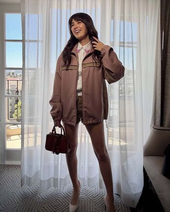 Jessica Yu Li Henwick