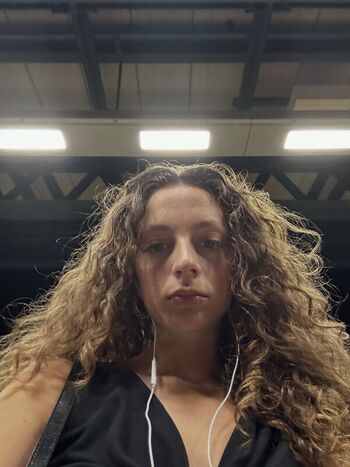 Julia Dicesare