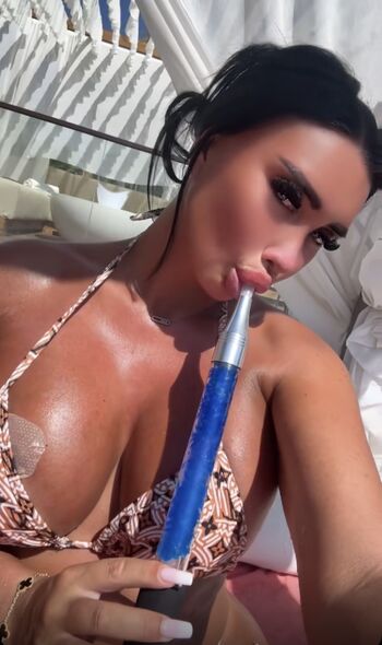 Kiss_my_peach