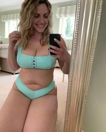 lauracurvemodel