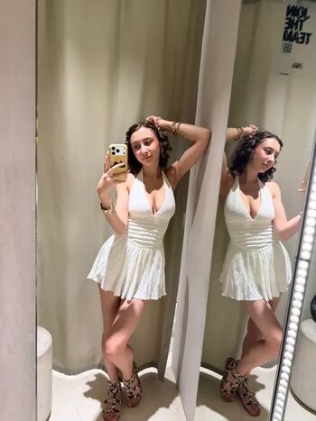 Lila Moon