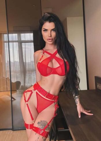 Miss Michelle G
