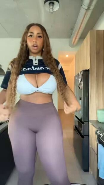 SixFt7Cuban