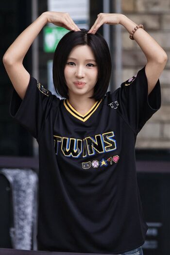 tiny.pretty.j