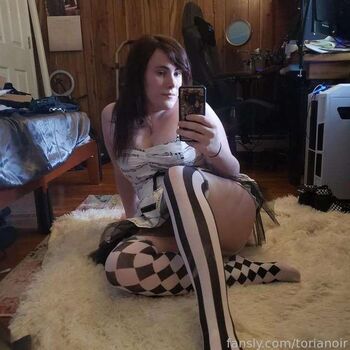 torianabee
